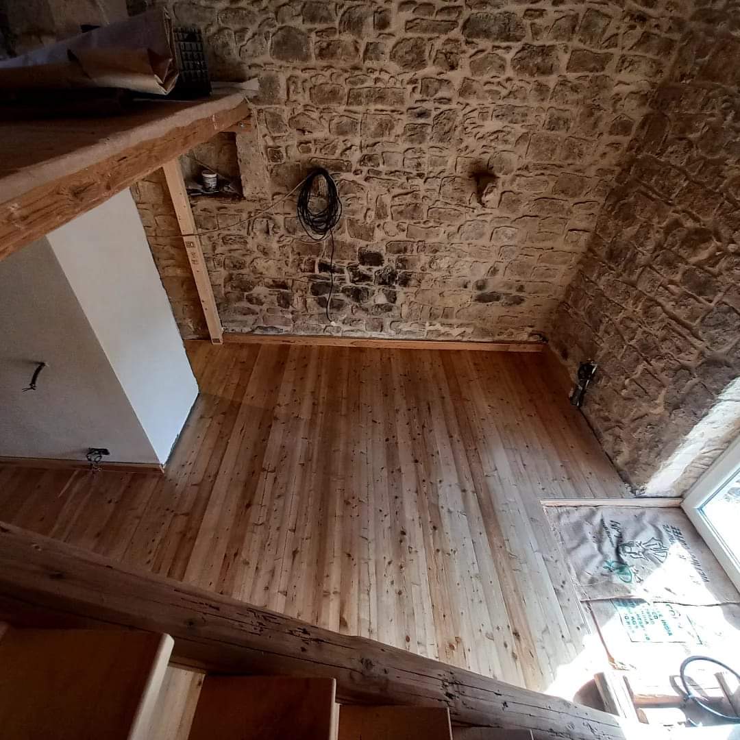 Pavimento casa in legno grezzo Vicenza